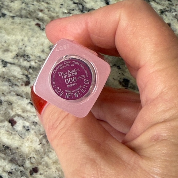 Dior Addict Lip Glow in 006 Berry - Picture 2 of 7